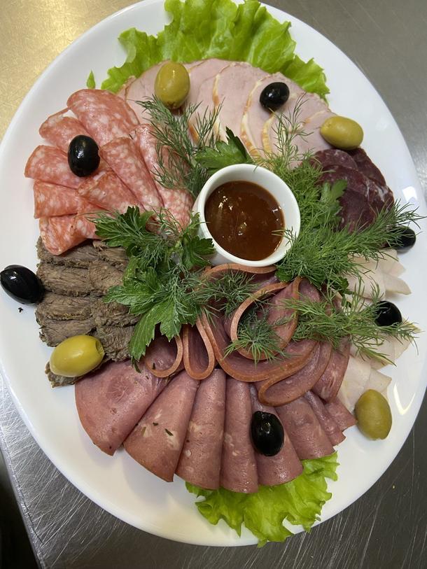 Мясная нарезка Мясная нарезка