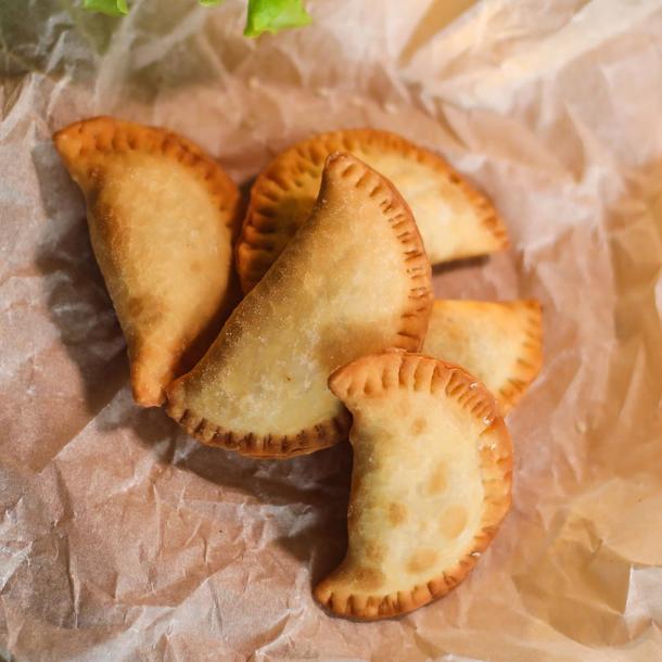 Мини чебурек с сыром