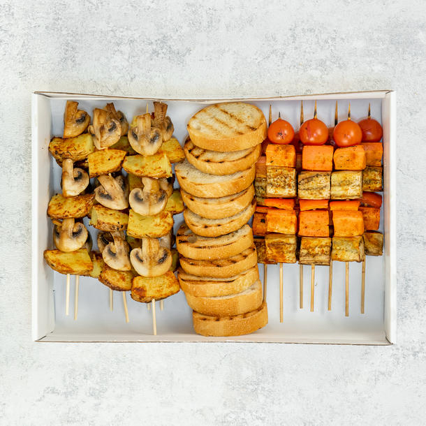 Бокс с Горячими овощными закусками и багетом гриль (14 шт)