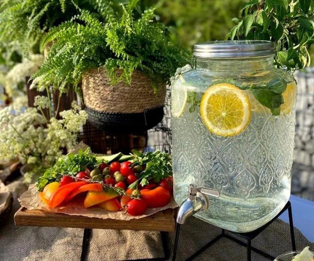 Вода с лимоном В ПОДАРОК