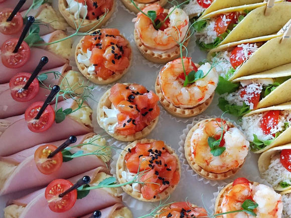 Фуршетные закуски на 22-25 персон в Казани