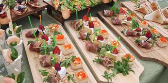 Фуршетный сет "Для коллег" на 10-12 персон