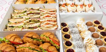 Популярный кофе - брейк с мини-бургерами на 25-30 персон