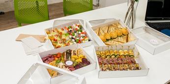 Небольшой фуршет в офис на 10-15 человек