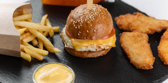 Доставка блюд и напитков на 6 персон