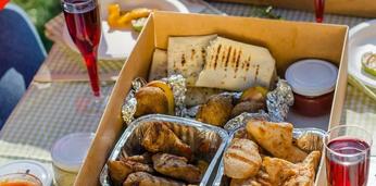 Недорогой фуршетный сет с горячими закусками на 12 персон